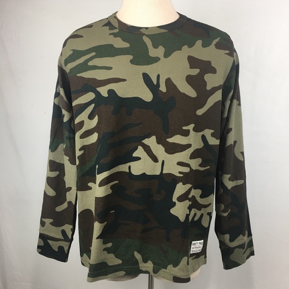 levi's camo jumper